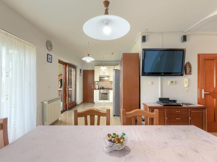 Apartment Matej Premantura Eksteriør billede